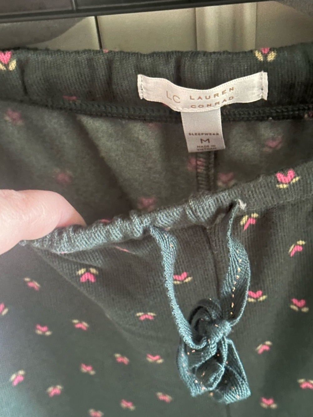 LC Lauren Conrad Green Pajama Set with Pink Accents - Picture 4 of 4
